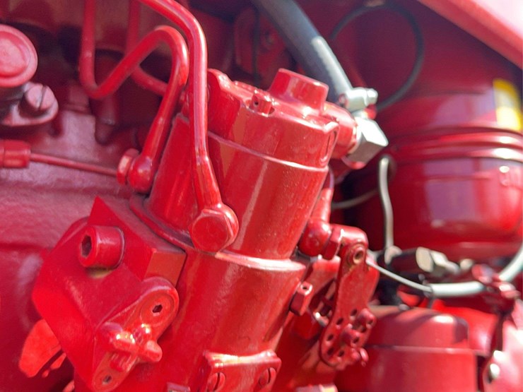 farmall-350-diesel-high-crop-image-54