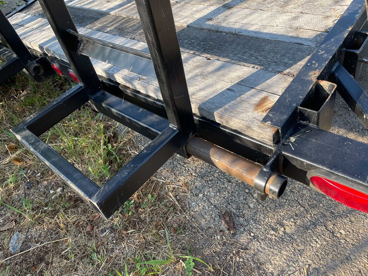 #1975-•-16'-flatbed-trailer-(has-wi-title)-(of)-image-18