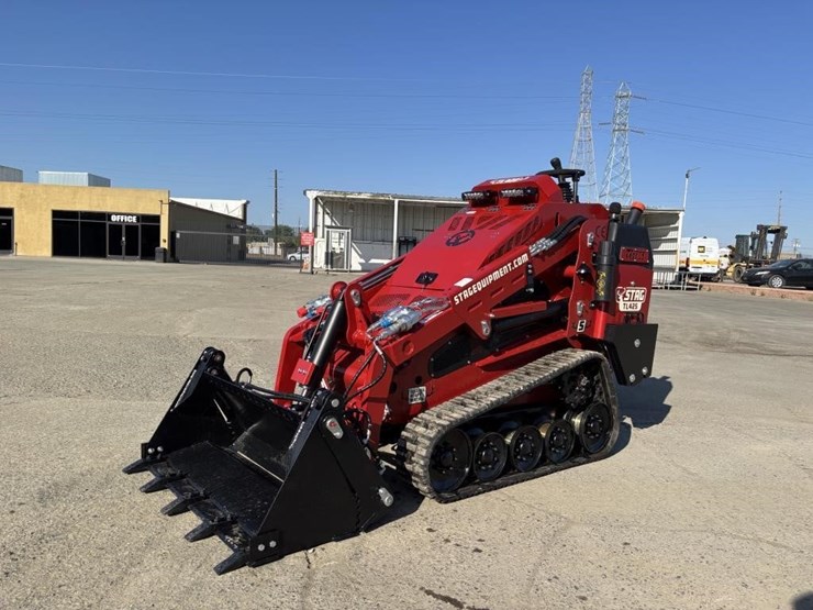 2025-stag-tl425-skid-steer-track-loader-image-1