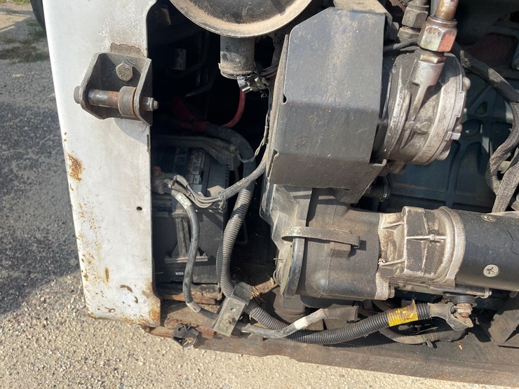 bobcat-t190-image-35