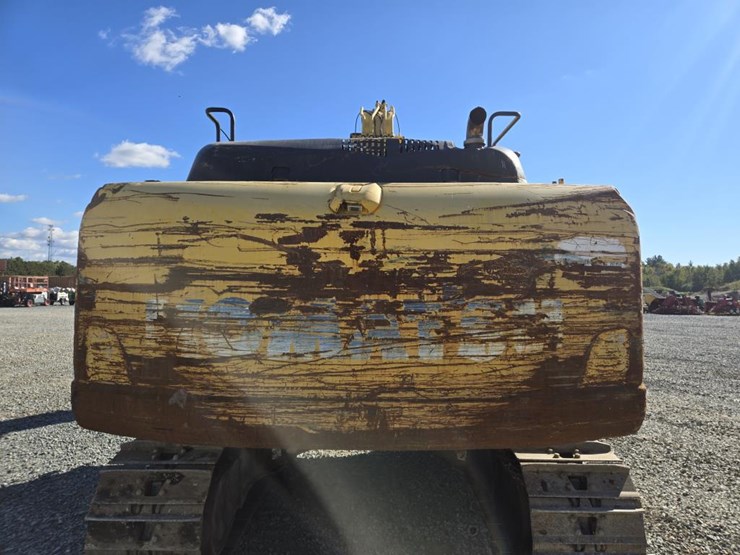 komatsu-pc210-lc-10-image-35