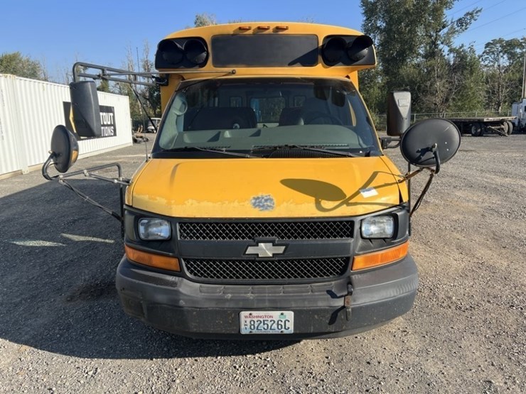 2007-chevrolet-express-school-bus-image-8