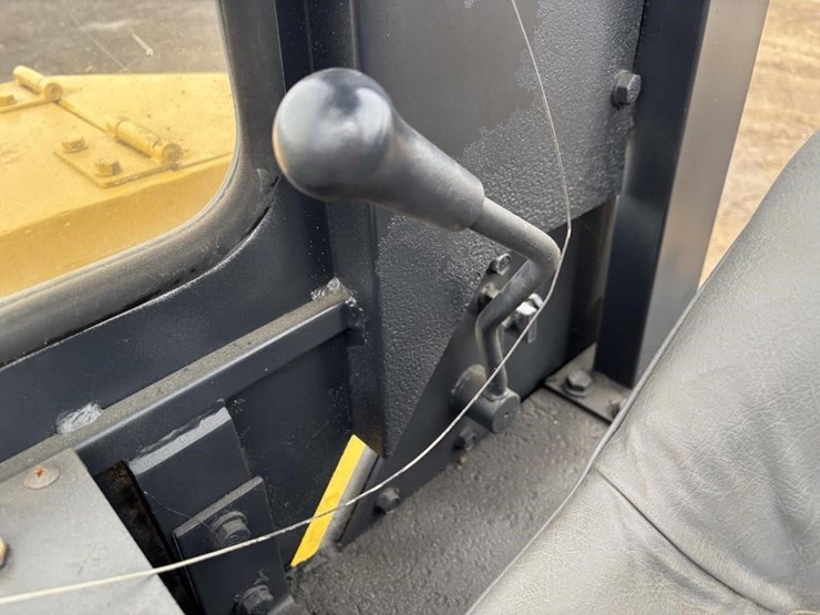 komatsu-pc28uu-image-28