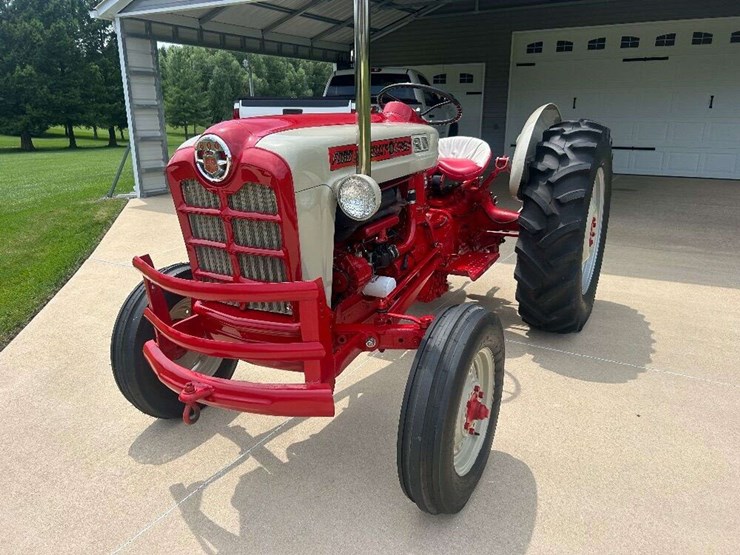 1957-ford-871-image-1