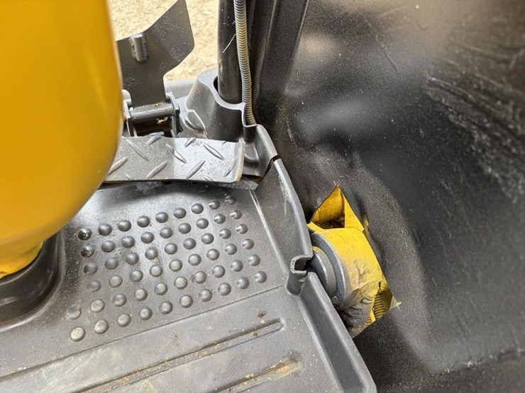 komatsu-pco8uu-1f-hydraulic-excavator-image-29