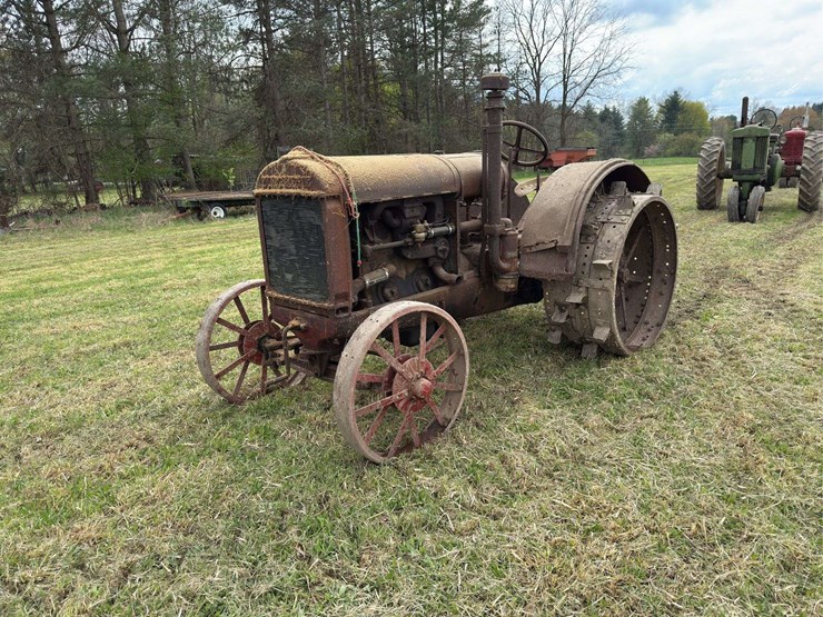 mccormick-deering-10-20-image-3