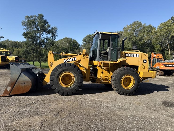 deere-644h-image-4