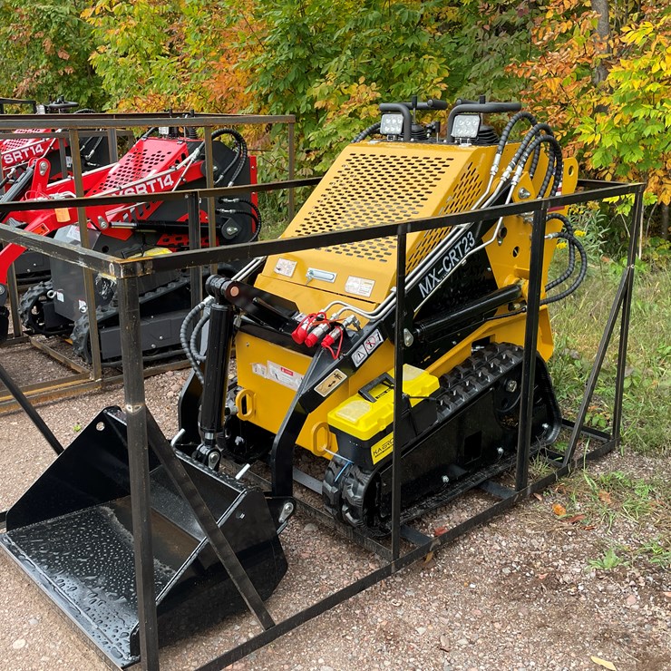 #8171 • AGT Compact Track Loader
