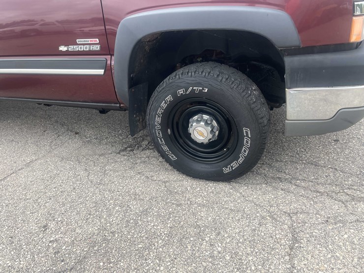 2003-chevrolet-silverado-2500-image-13