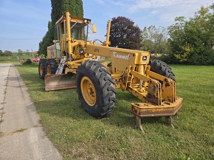 #1232-•-john-deere-jd770-grader-image-2