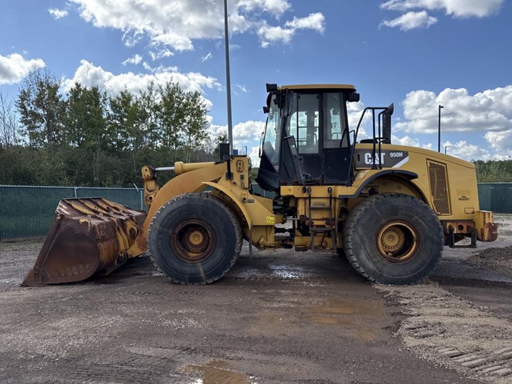 caterpillar-950h-image-2