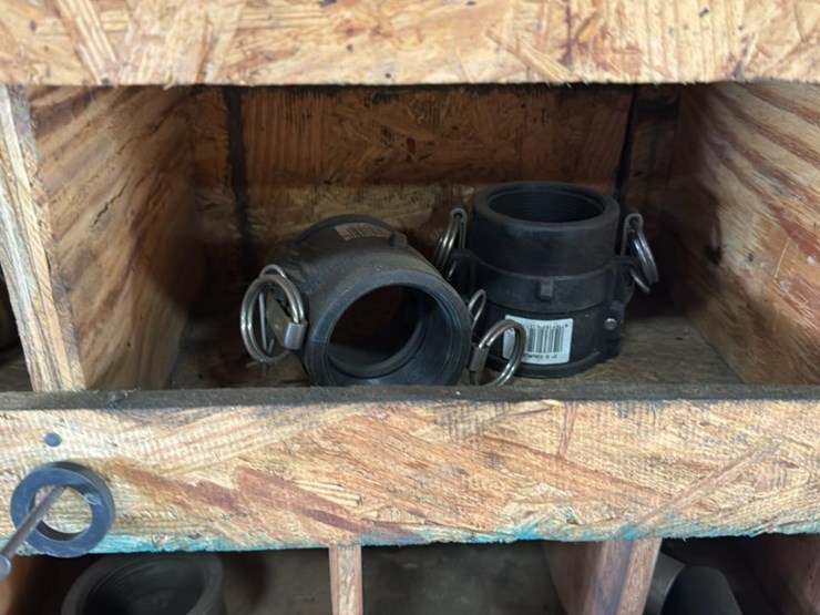 #123-•-wooden-bolt-bin-with-various-pipe-fittings-image-7