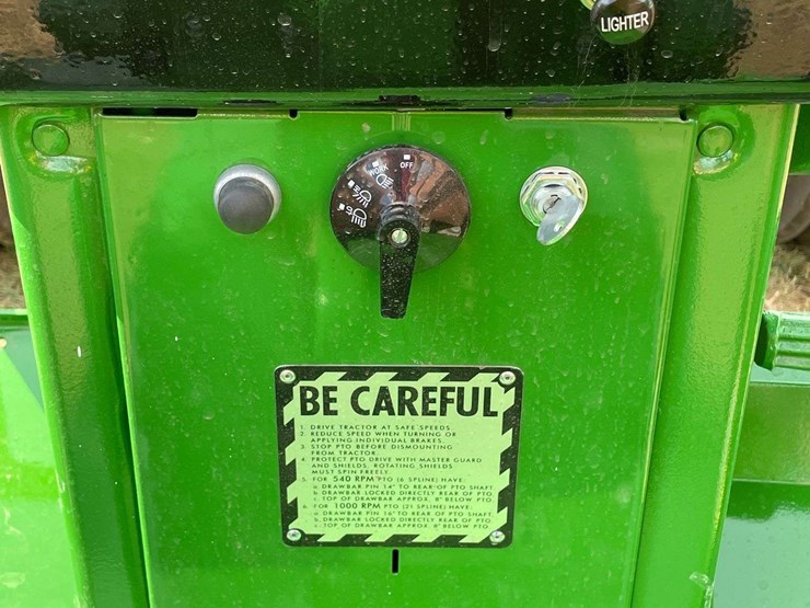 john-deere-4020-image-64