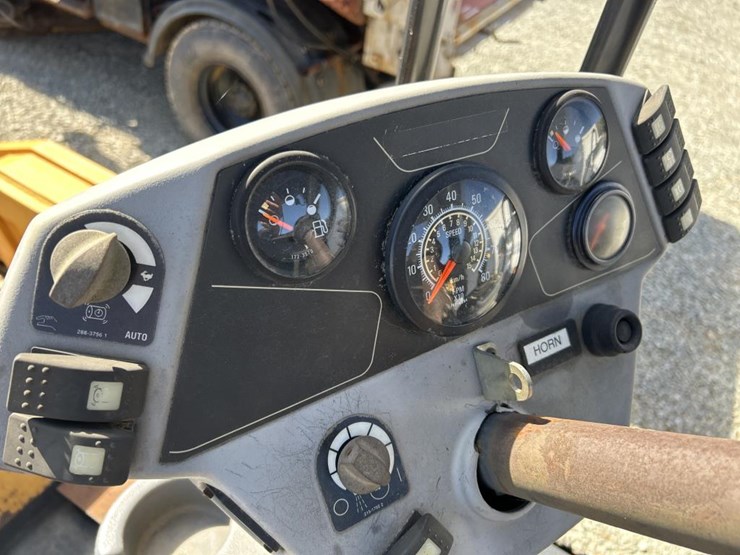 caterpillar-cb54-image-62