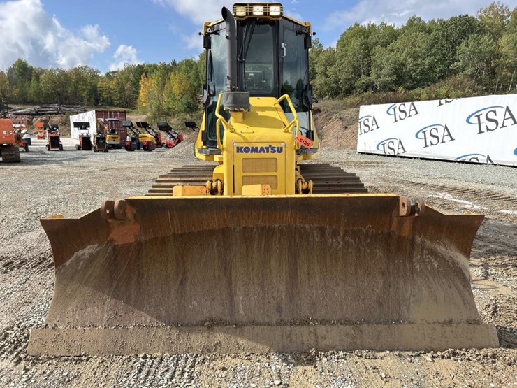 2014-komatsu-d51pxi-image-9