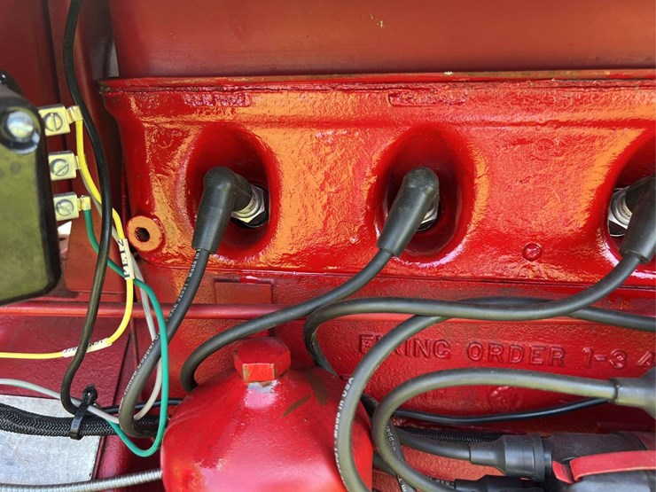 farmall-340-image-27