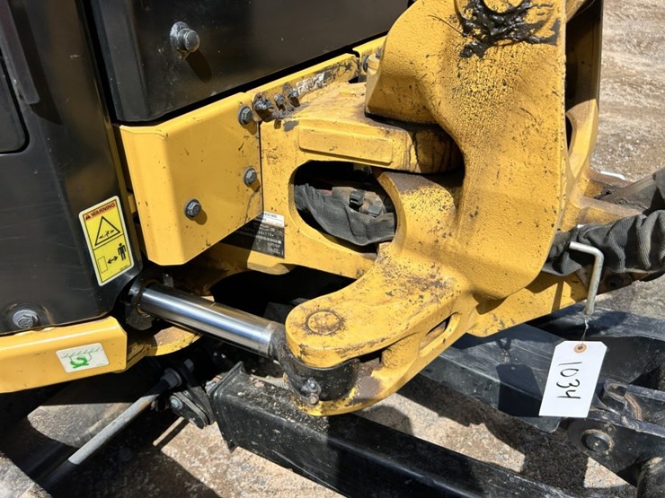 #1034-•-2023-caterpillar-302.7-cr-mini-excavator-image-19