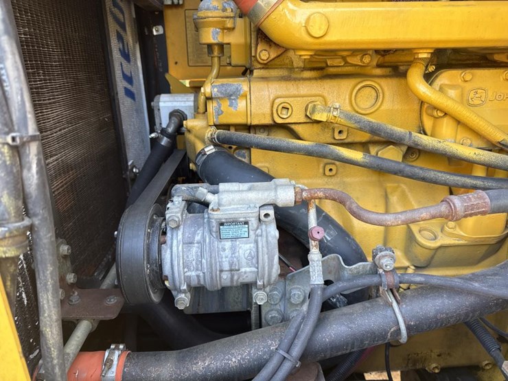 deere-644h-image-39