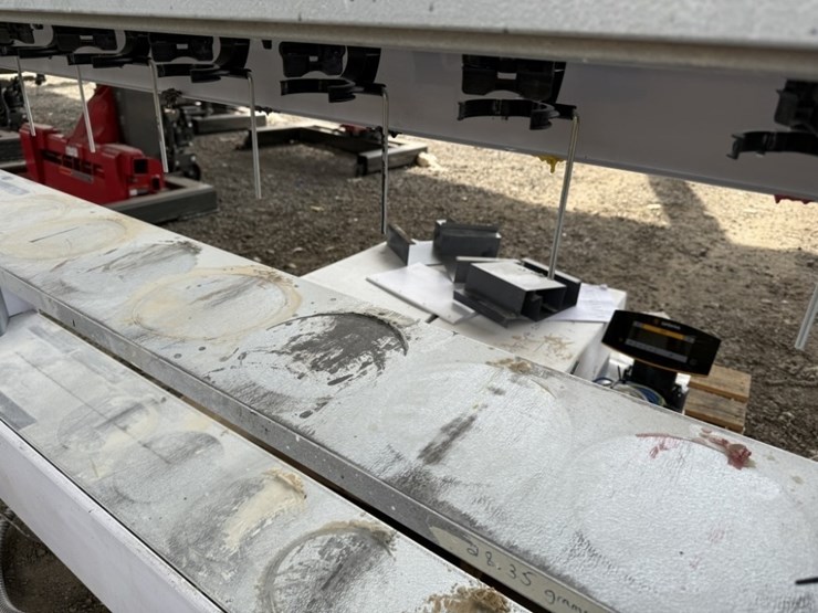 fillon-paint-mixing-shelf-image-6