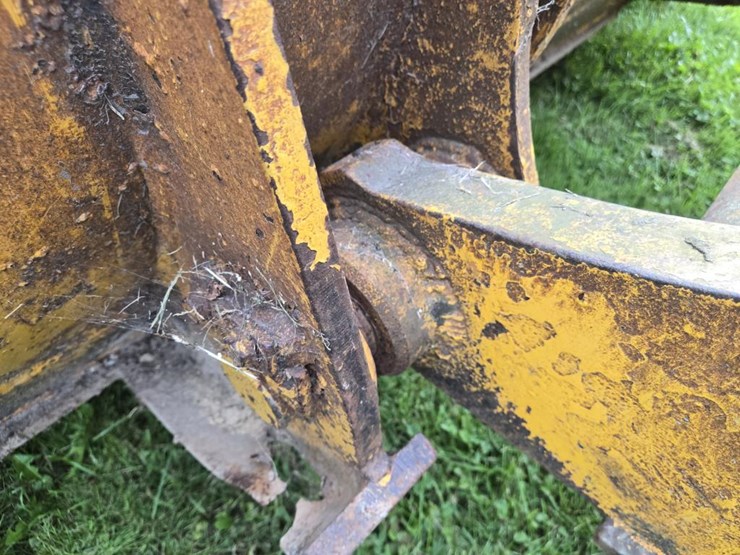 massey-ferguson-55c-image-11