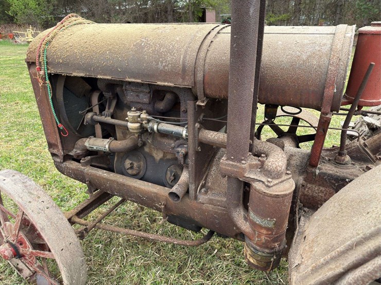 mccormick-deering-10-20-image-7