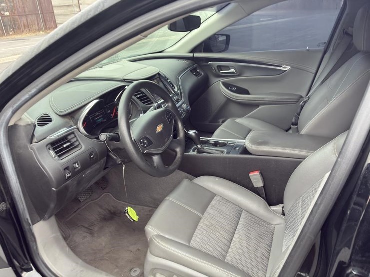 2019-chevrolet-impala-sedan-image-11