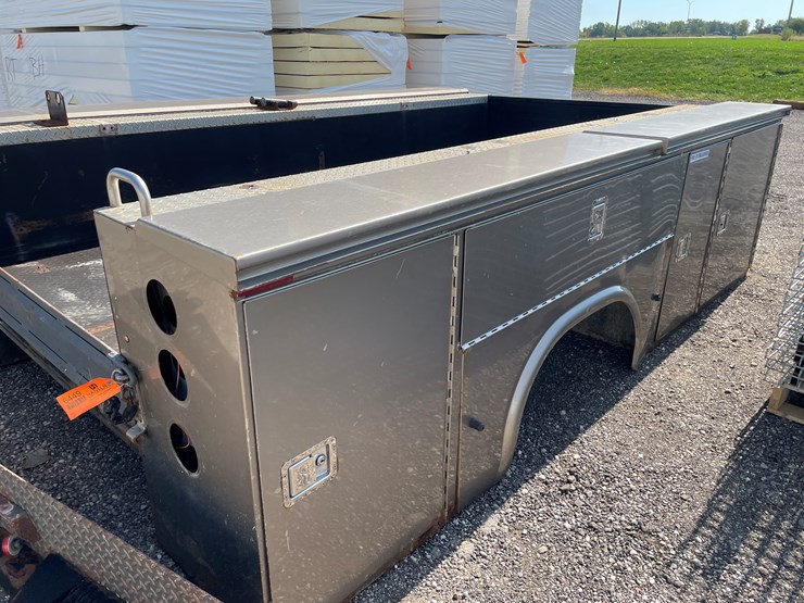 #6449-•-10'-utility-truck-box-image-5