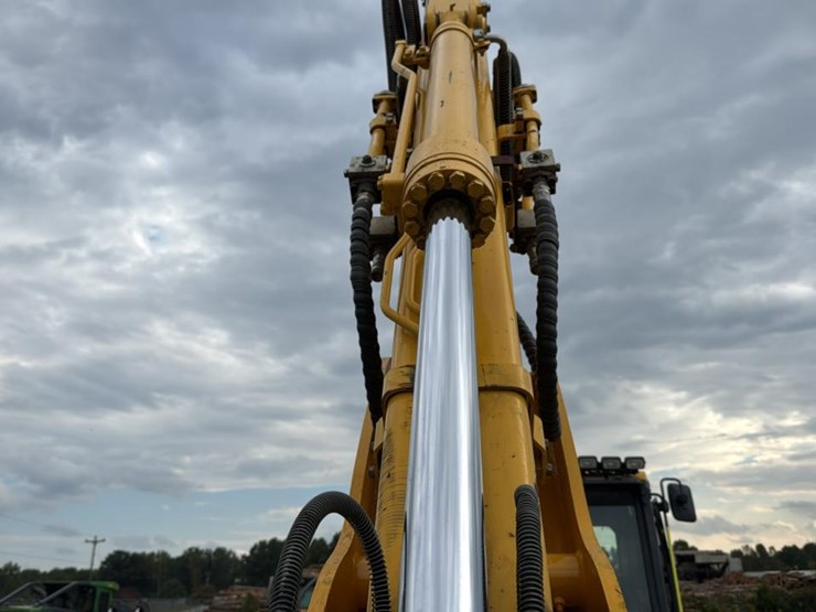 2022-komatsu-pc138-image-12