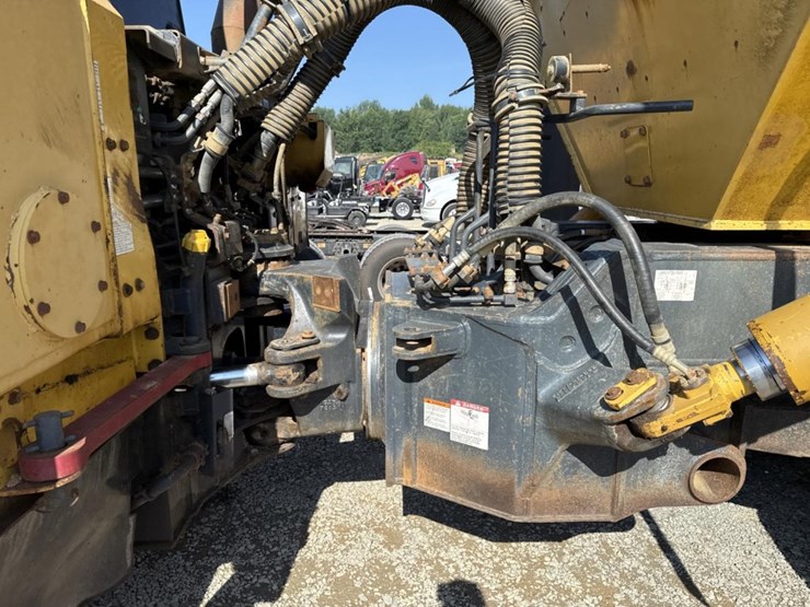 komatsu-hm400-2-image-53