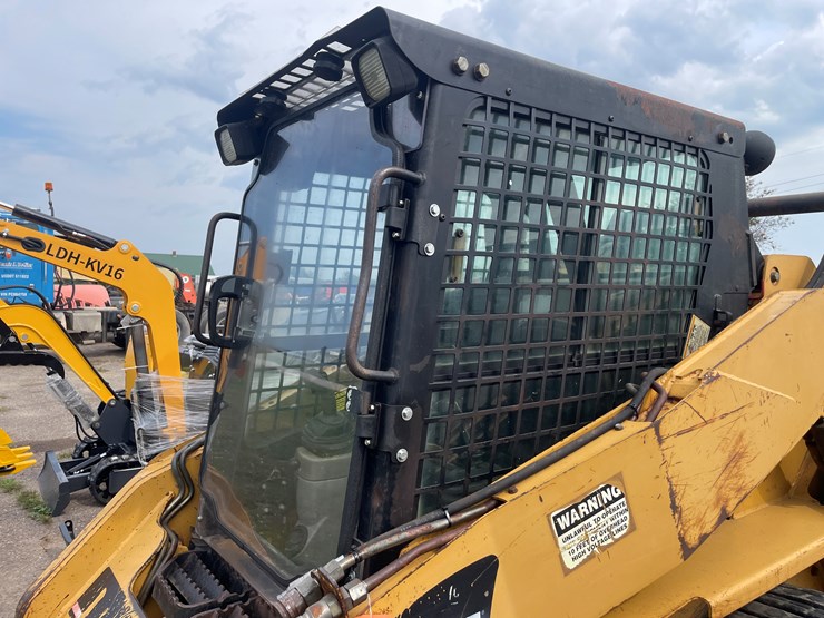 2002-caterpillar-257-image-17
