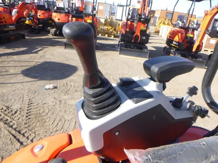 2025-tpm-16-hydraulic-excavator-image-22