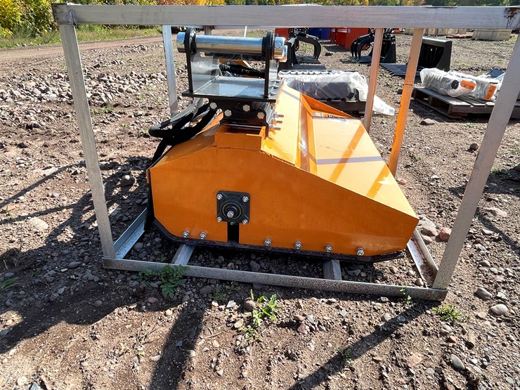 #8345-•-wolverine-48"-flail-mower,-mini-excavator-image-4