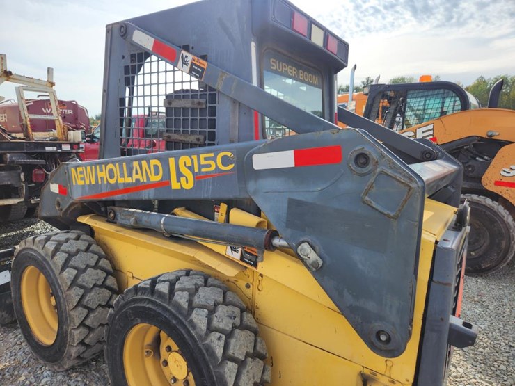 2001-new-holland-ls150-image-15