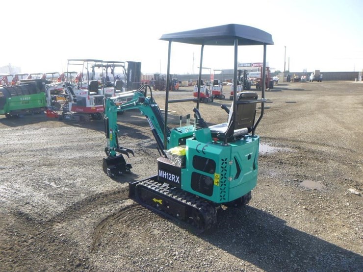 2025-agt-mh12rx-hydraulic-excavator-image-4