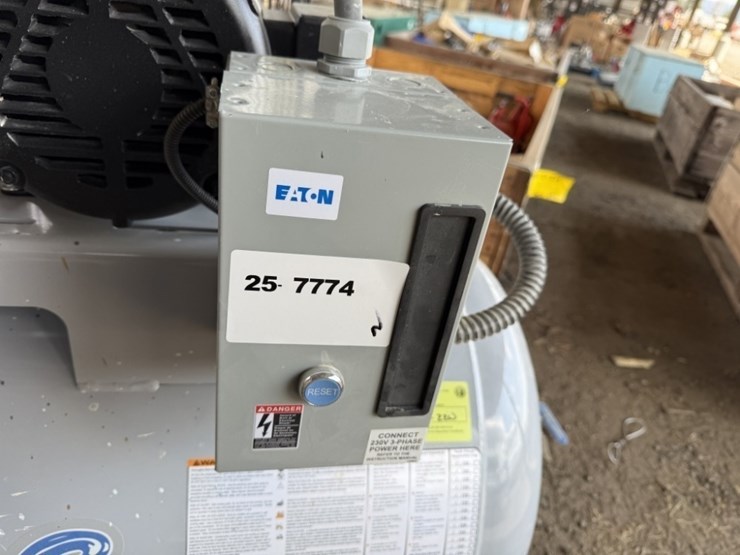 belaire-6312he-120-gallon-air-compressor-image-8
