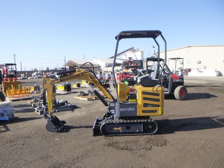 2025-agt-mx12rx-hydraulic-excavator-image-5