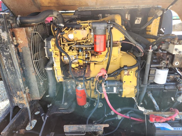 2008-caterpillar-943-image-39
