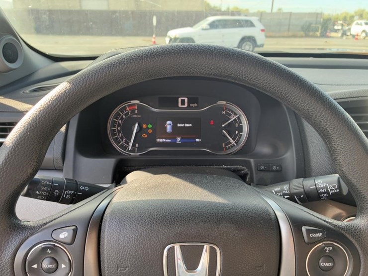 2016-honda-pilot-image-17