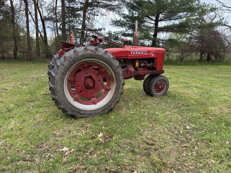 farmall-h-image-2