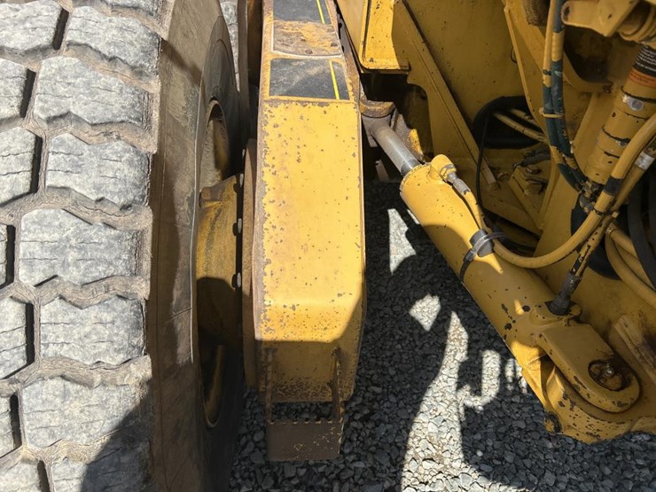 deere-770bh-image-63
