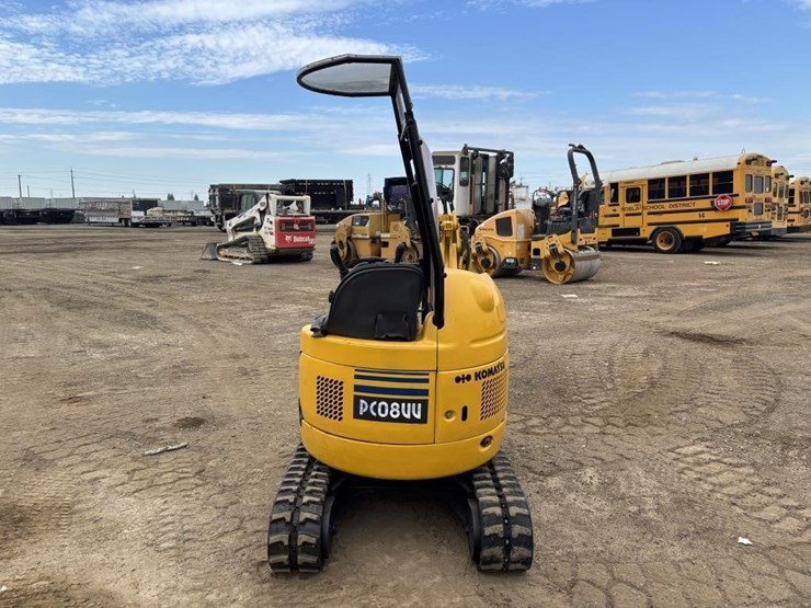 komatsu-pco8uu-1f-hydraulic-excavator-image-8