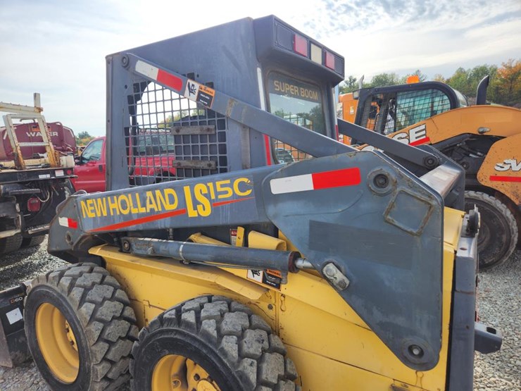 2001-new-holland-ls150-image-16