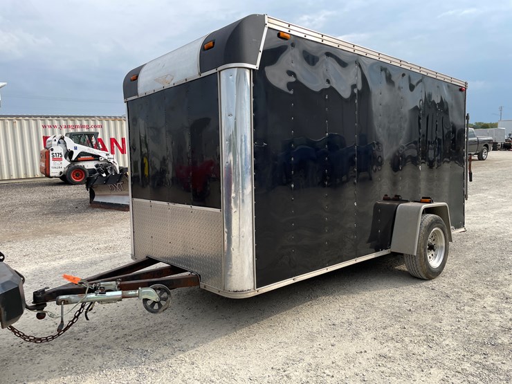 #1028-•-12'-single-axle-enclosed-trailer-(no-title)-image-1