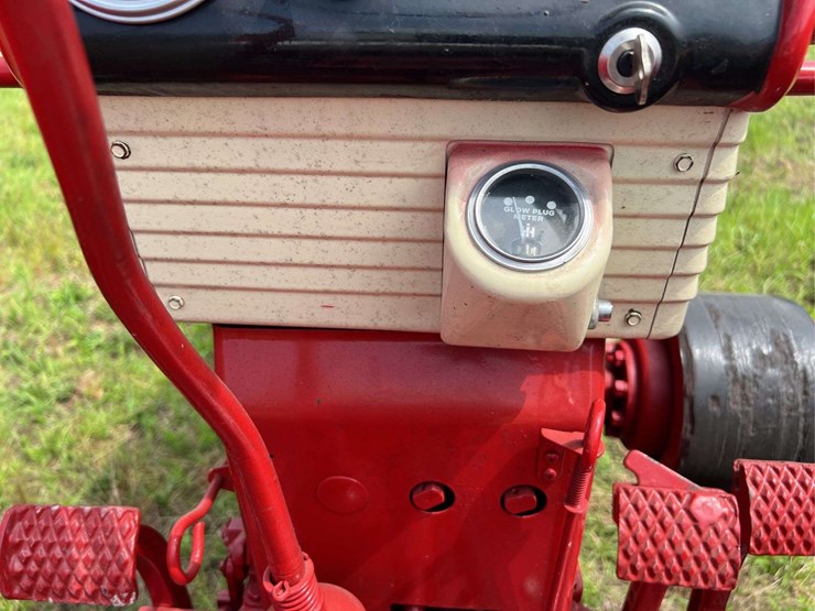 farmall-460-diesel-image-60
