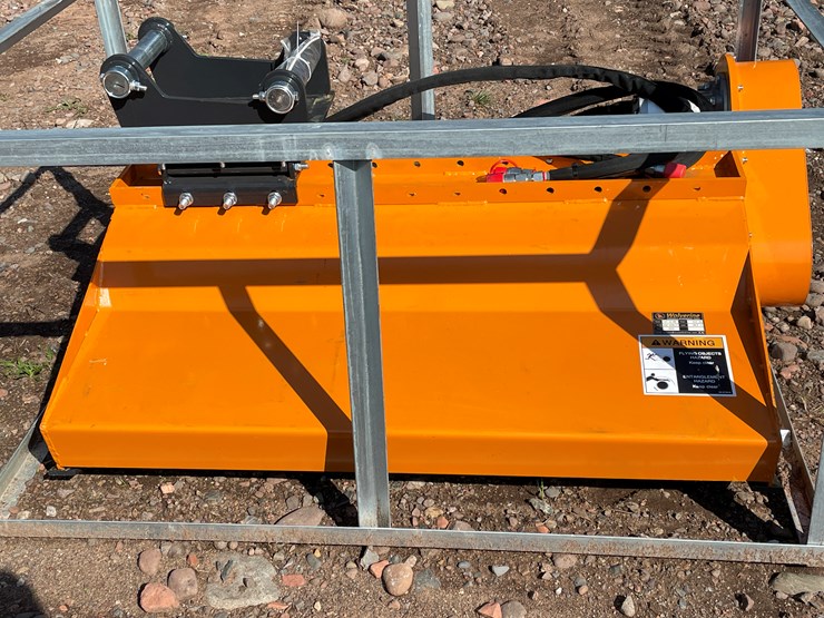 #8345-•-wolverine-48"-flail-mower,-mini-excavator-image-2