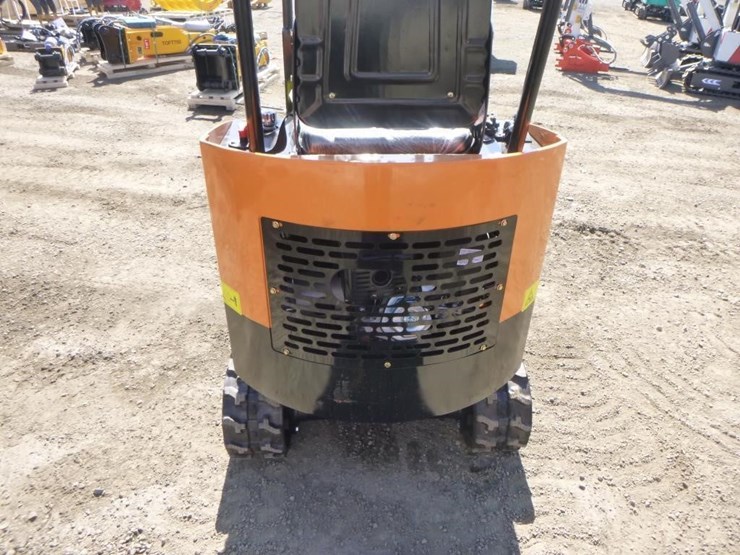 2025-vicsec-vc13-hydraulic-excavator-image-17