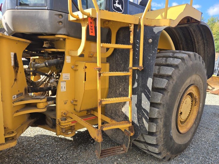 2007-deere-844j-image-45