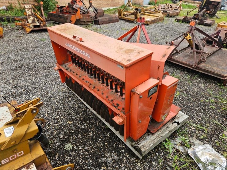 #2091-•-jacobsen-548-3pt-offset-slit-seeder-image-5