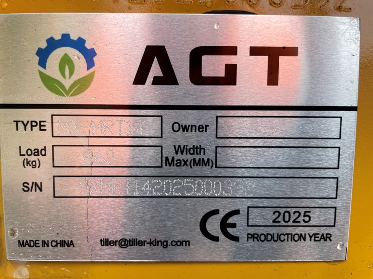 #8175-•-agt-compact-track-loader-image-24