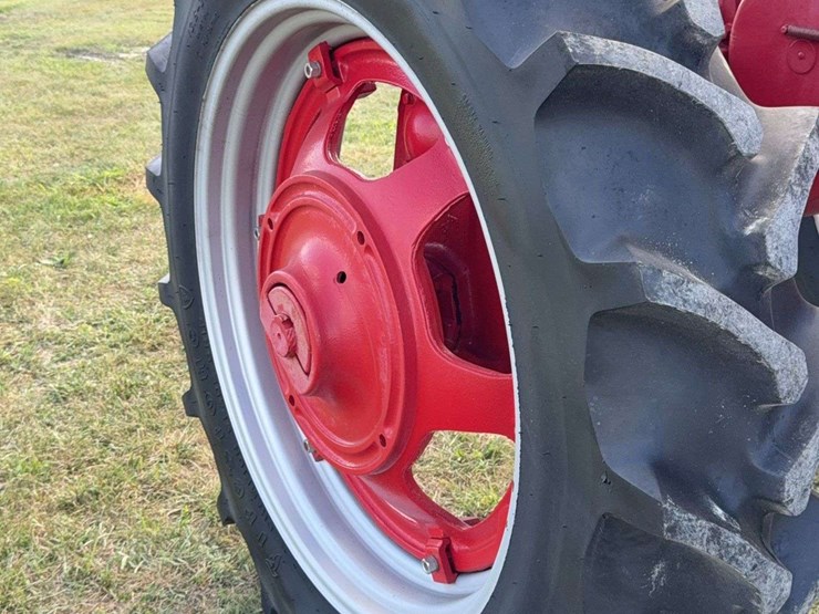 farmall-mv-image-40